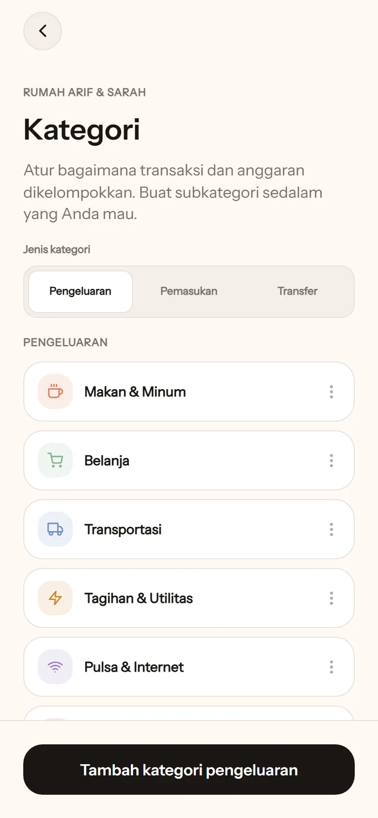 Layar Kategori: tab Pengeluaran, Pemasukan, Transfer, daftar kategori pengeluaran, dan tombol Tambah kategori pengeluaran